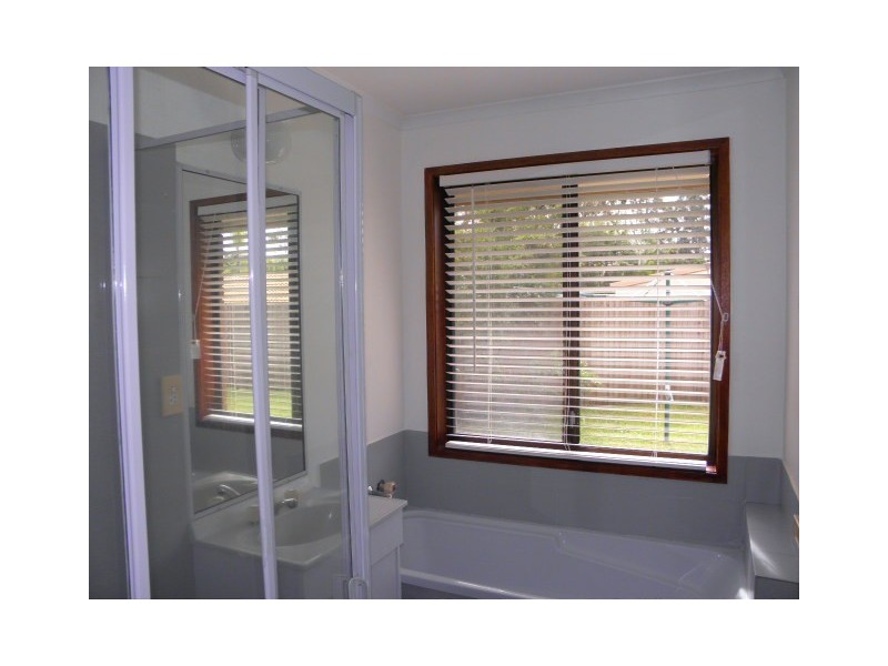 2 Kris Court, Bli Bli QLD 4560