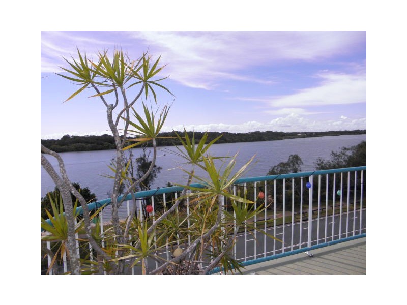 10/153 ‘Debbie Leigh’ Bradman Avenue, Maroochydore QLD 4558