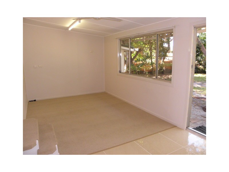 35 Broadwater Avenue, Maroochydore QLD 4558