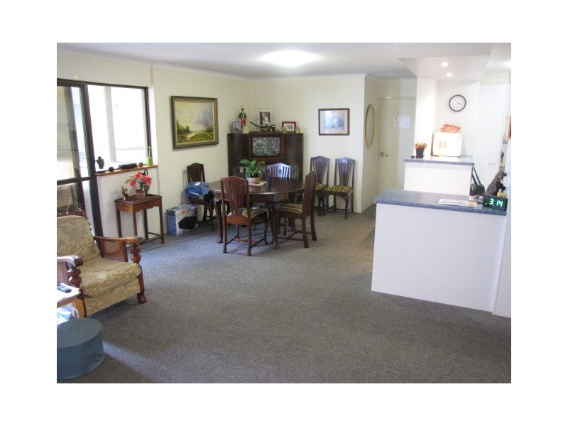 14/4 Beachfront Towers, Aerodrome Road, Maroochydore QLD 4558