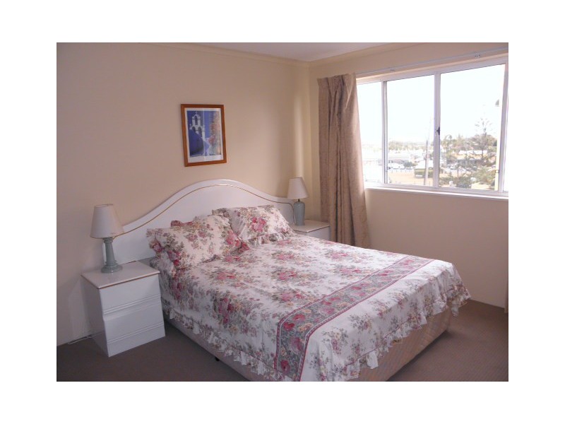 16/35-37 ‘Coral Sea Apartments’ Sixth Avenue, Maroochydore QLD 4558