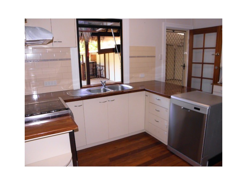 227 Broadwater Avenue West, Maroochydore QLD 4558