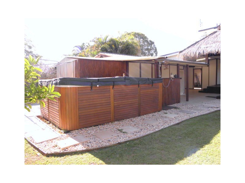 227 Broadwater Avenue West, Maroochydore QLD 4558
