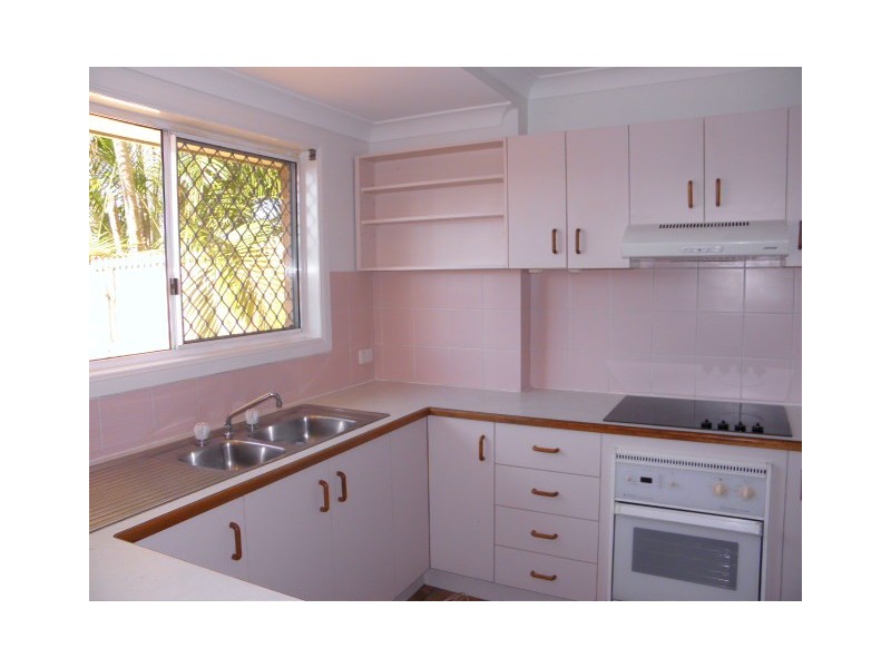 2/34 ‘Cassinia’ Primary School Court, Maroochydore QLD 4558