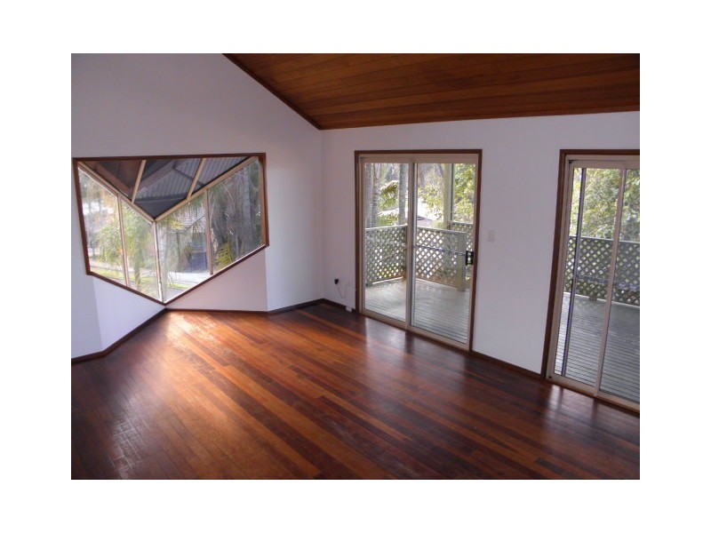 15 Yakola Parade, Alexandra Headland QLD 4572