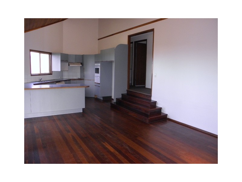 15 Yakola Parade, Alexandra Headland QLD 4572