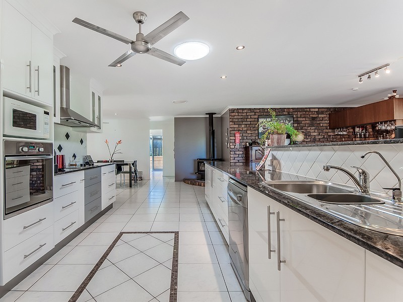 30 Fairview Close, Bli Bli QLD 4560