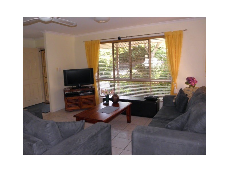 2/3 Radiata Drive, Maroochydore QLD 4558