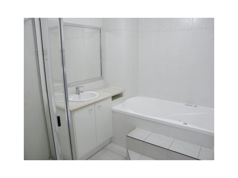 18/12 ‘Crystal Waters’ Picnic Point Esplande, Maroochydore QLD 4558