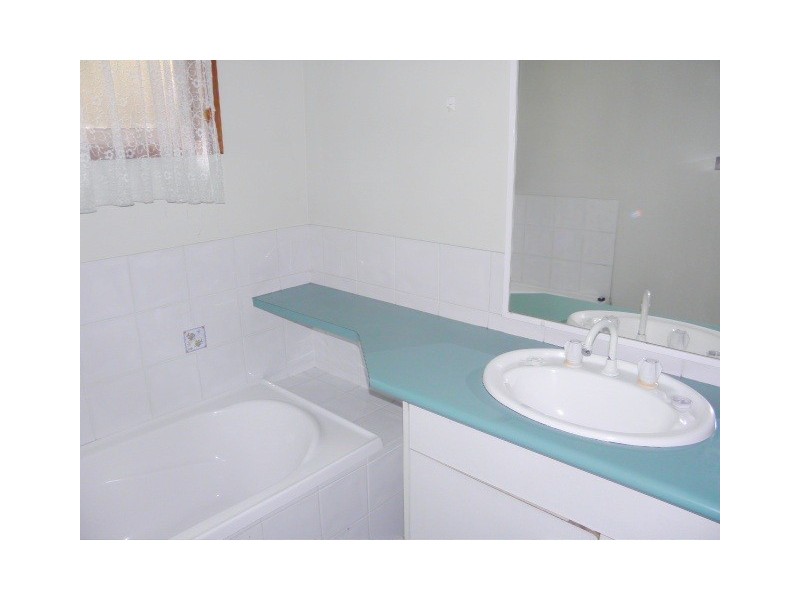 5 Taree Court, Kuluin QLD 4558