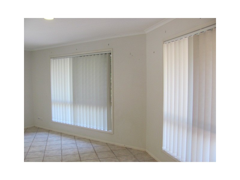 4 Cunning Road, Tanawha QLD 4556