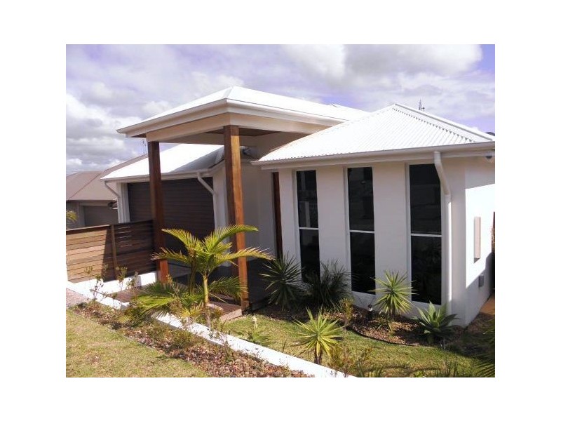 5 Robur Crescent, Mountain Creek QLD 4557