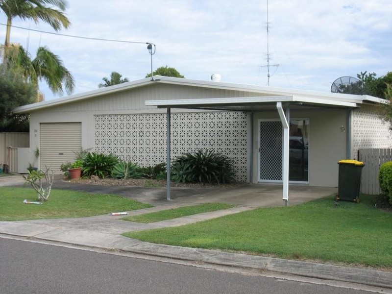 34 Cypress Place, Yorlambu Pde, Maroochydore QLD 4558