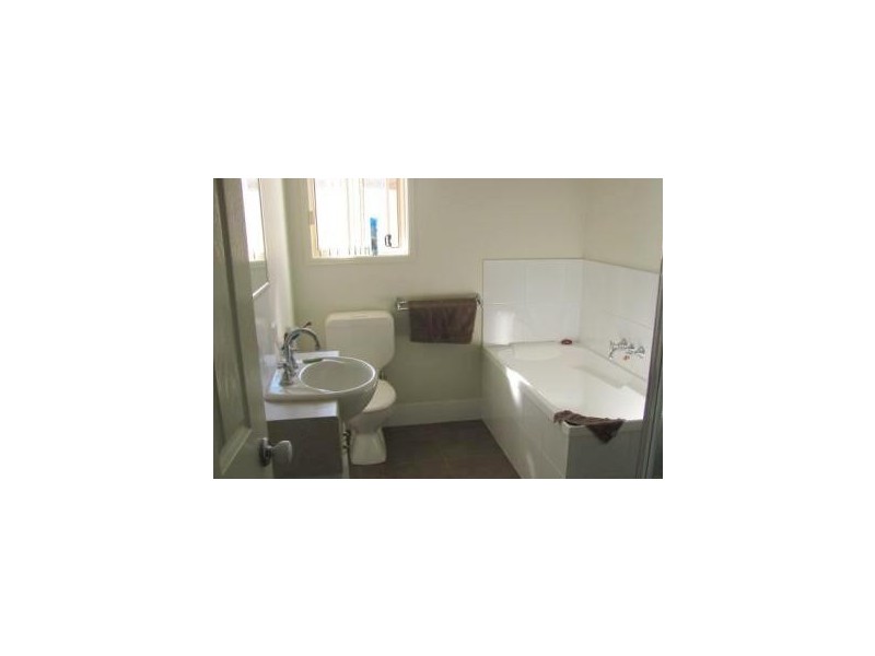 2/10 Bottlebrush Avenue, Bli Bli QLD 4560