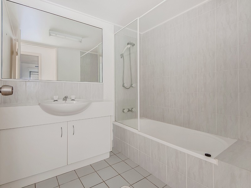 2/40-44 ‘Picnic Point Apts’, Picnic Point Esp, Maroochydore QLD 4558