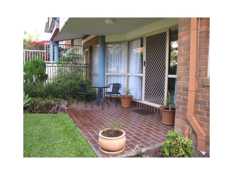 1/2 ‘Seychelles’ 2 Camfield Street, Alexandra Headland QLD 4572