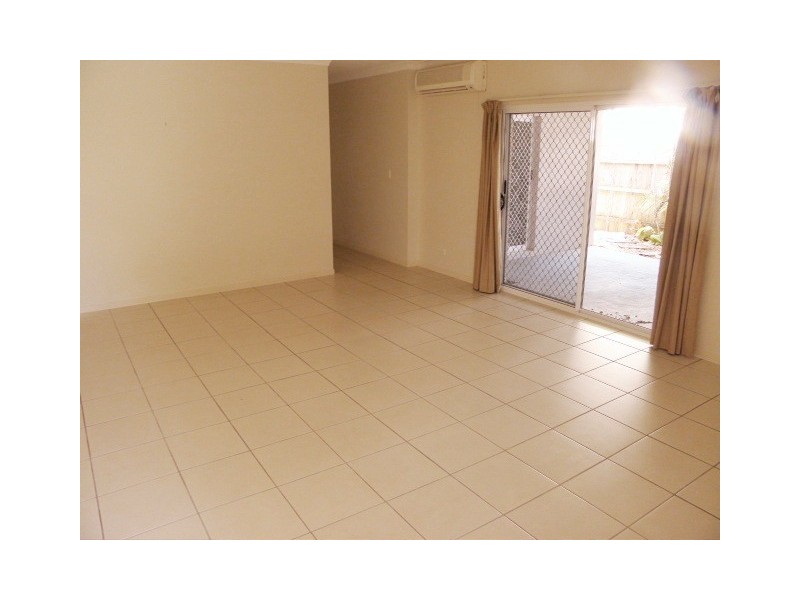 2/11 Boobook Court, Buderim QLD 4556