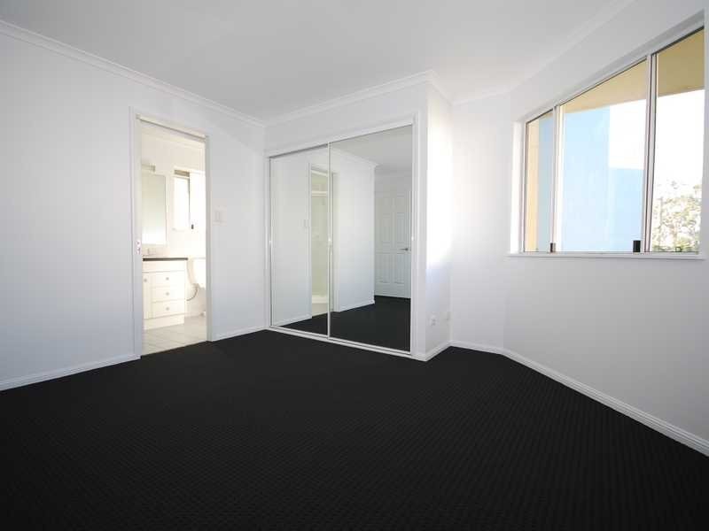 5/307 Rose Leigh, Bradman Avenue, Maroochydore QLD 4558