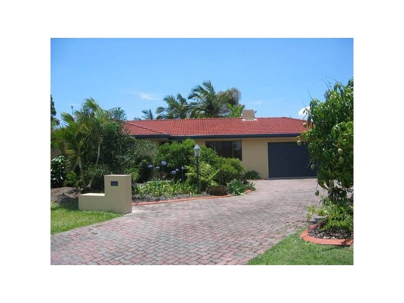 6 Yilleen Court, Mooloolaba QLD 4557