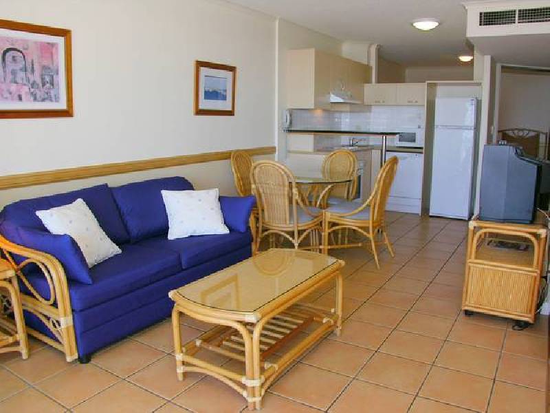 364/180 Alexandra Parade, Alexandra Headland QLD 4572