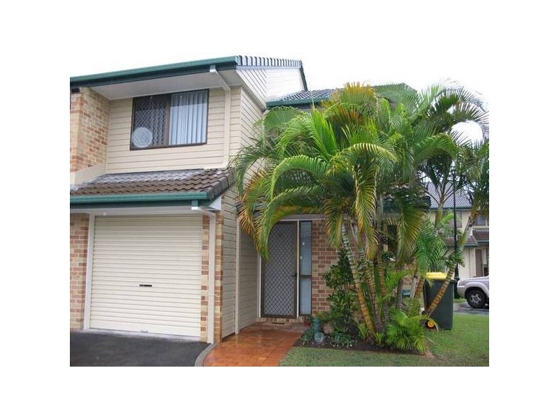 16/9 Maroochy Waters Drive, Maroochydore QLD 4558