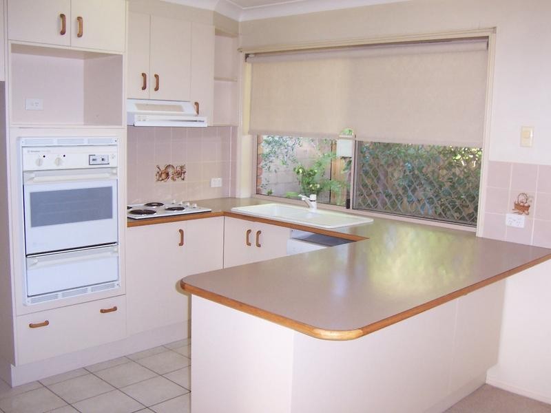 2/49 Parker Street, Maroochydore QLD 4558