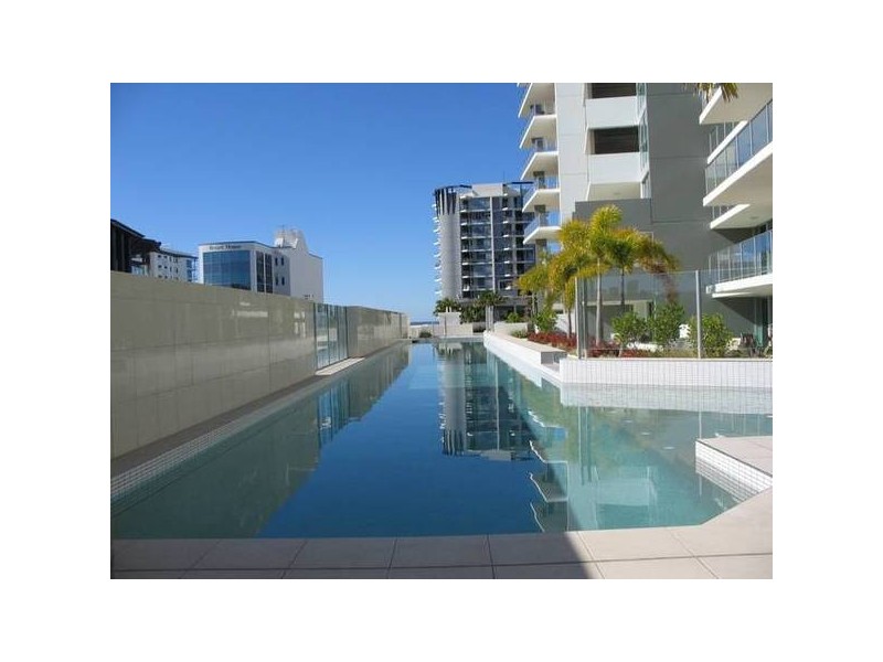 Duporth Avenue, Maroochydore QLD 4558