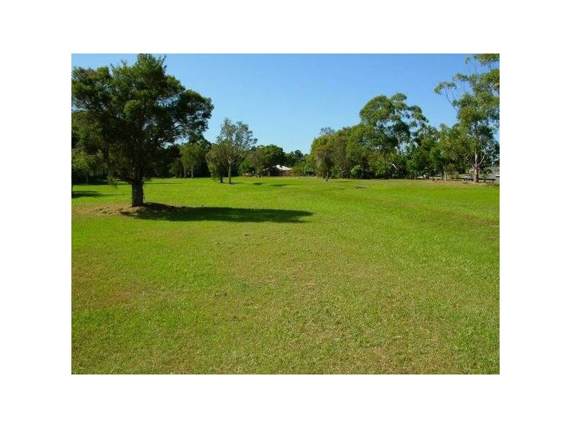 127 Tallowwood Drive, Kuluin QLD 4558