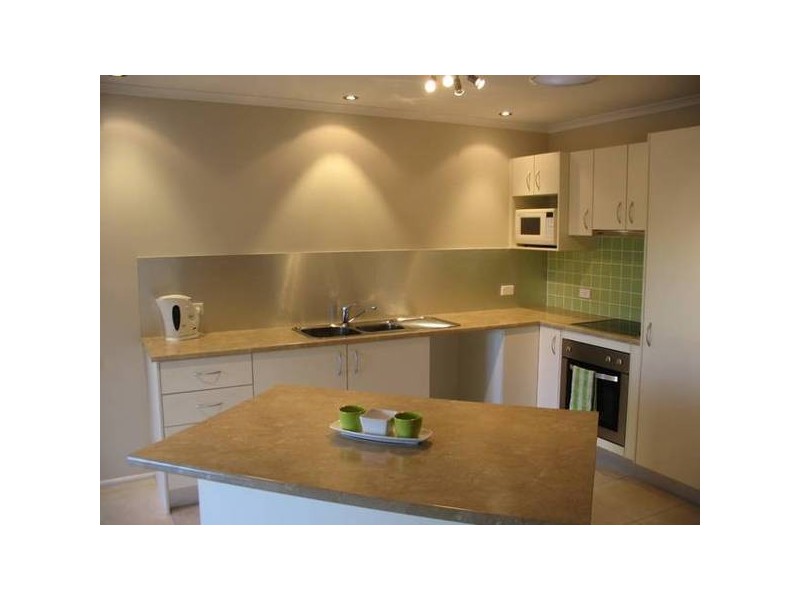 42 Buna Street, Maroochydore QLD 4558