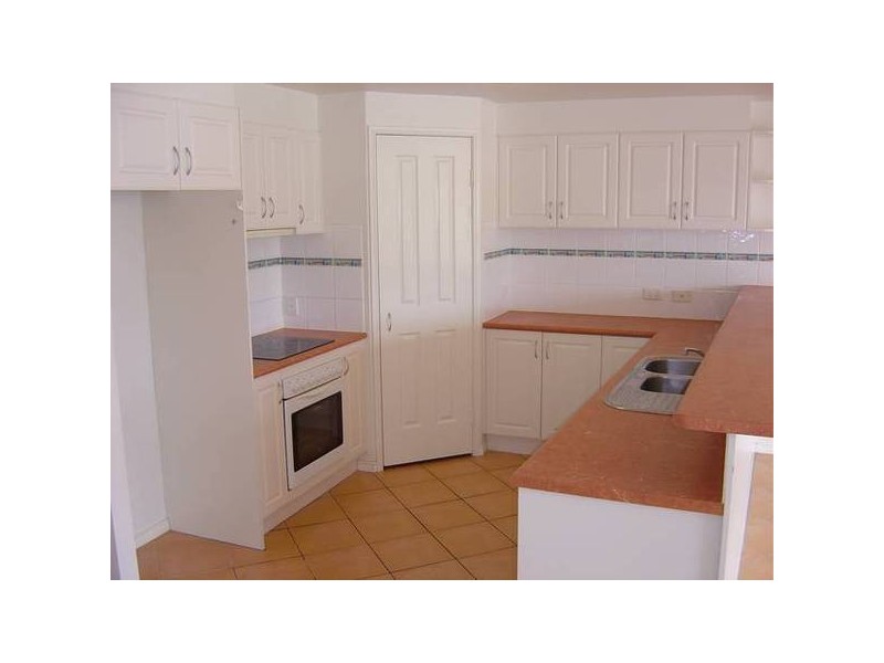 1/6 Broadmeadows Road, Maroochydore QLD 4558