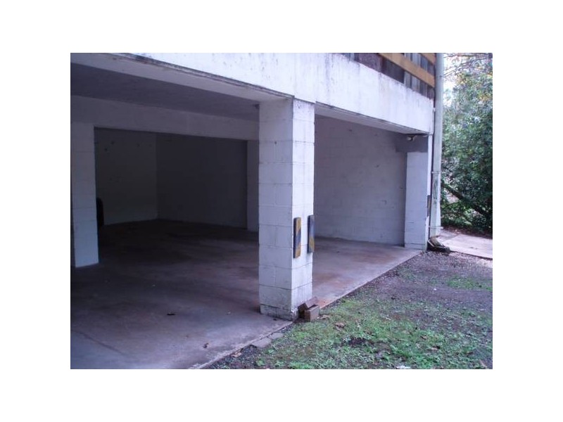 2/2 Sapphire Drive, Nambour QLD 4560