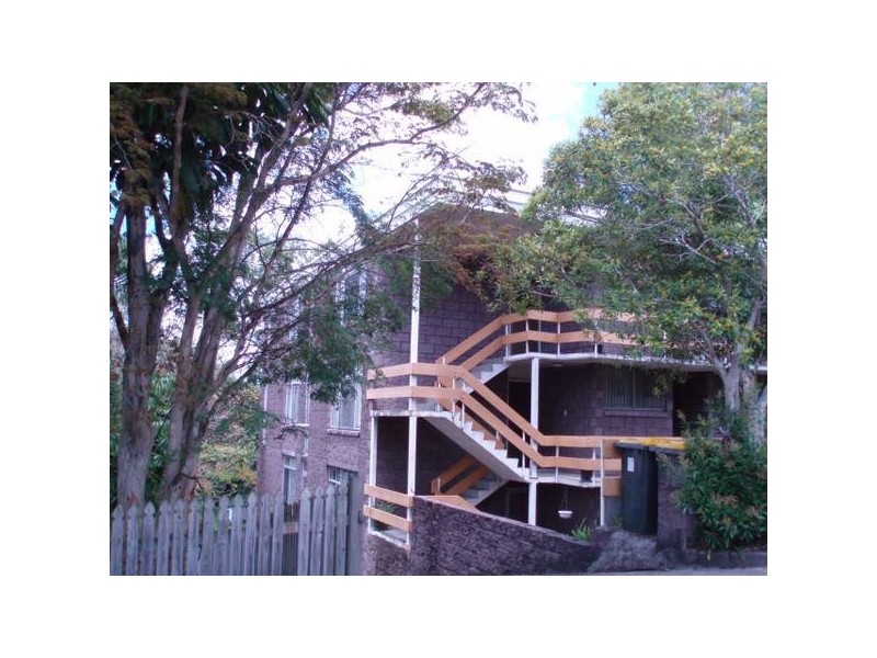 2/2 Sapphire Drive, Nambour QLD 4560