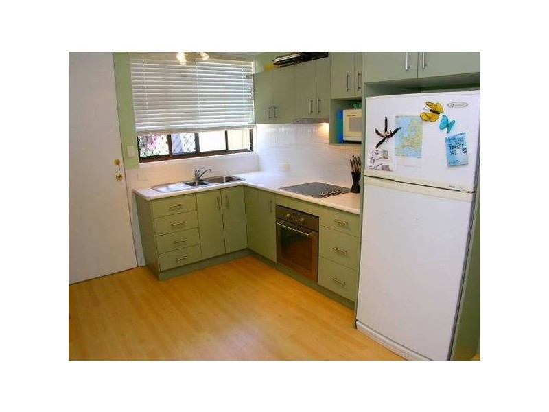 2/86 Broadwater Avenue, Maroochydore QLD 4558