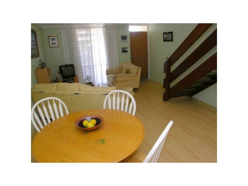 2/86 Broadwater Avenue, Maroochydore QLD 4558