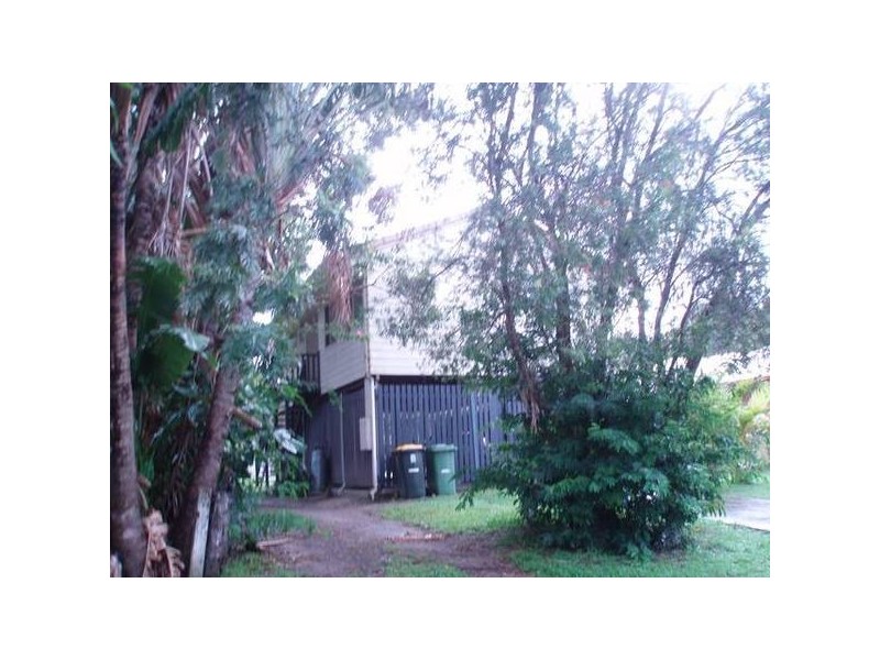 13 Kenewin Avenue, Maroochydore QLD 4558