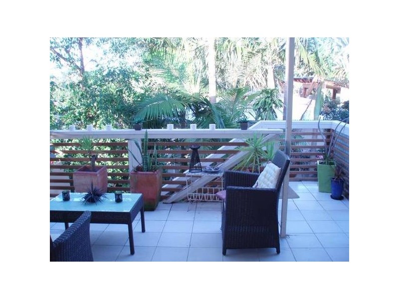 3/8 Oloway Crescent, Alexandra Headland QLD 4572