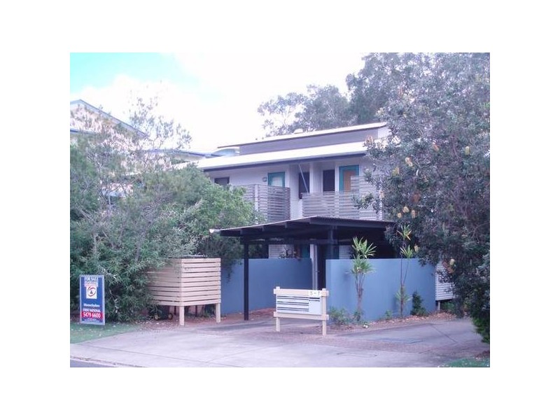 8/5-7 Hinkler Parade, Maroochydore QLD 4558