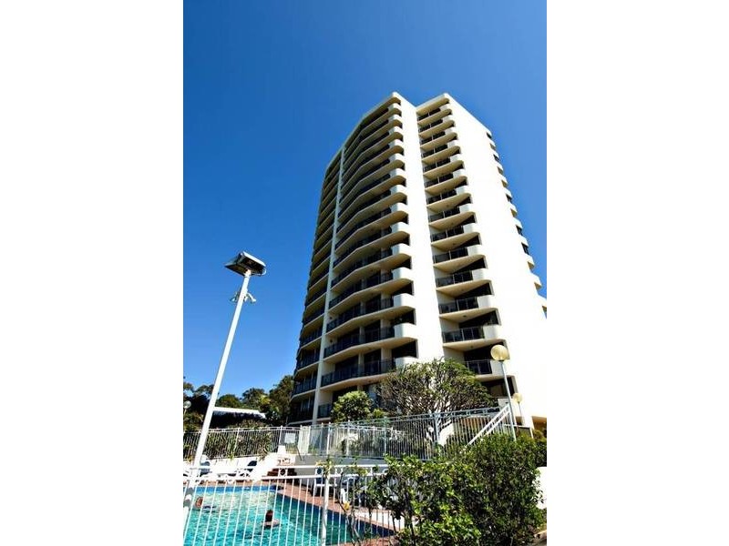 8D/100 Duporth Ave, Maroochydore QLD 4558