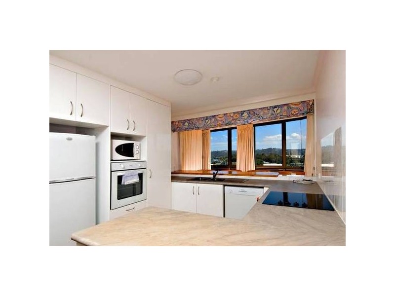8D/100 Duporth Ave, Maroochydore QLD 4558