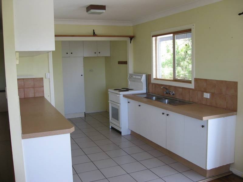 69 Yakola Parade, Alexandra Headland QLD 4572