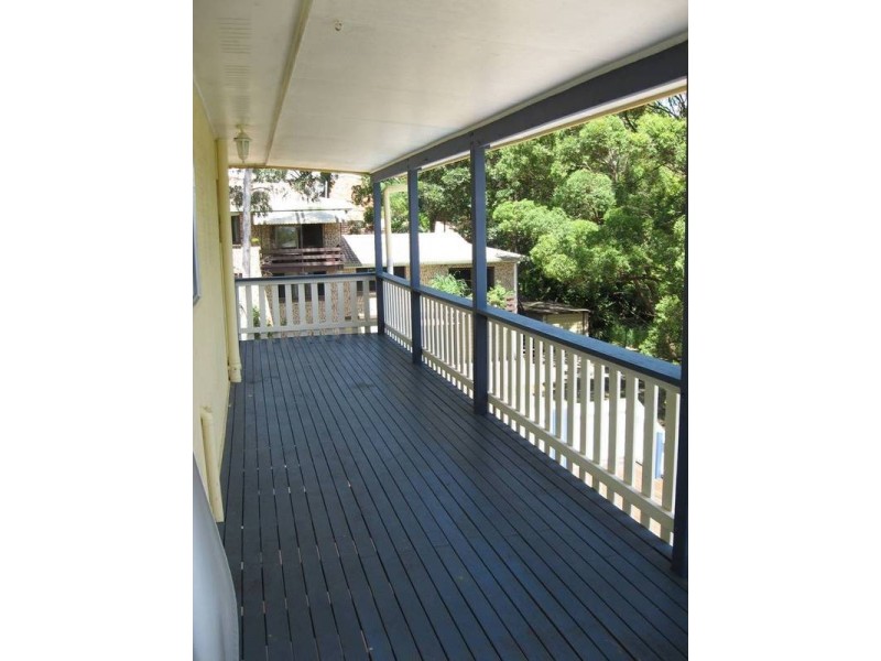 69 Yakola Parade, Alexandra Headland QLD 4572