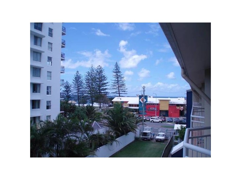 451/180 Alexandra Pde, Alexandra Headland QLD 4572