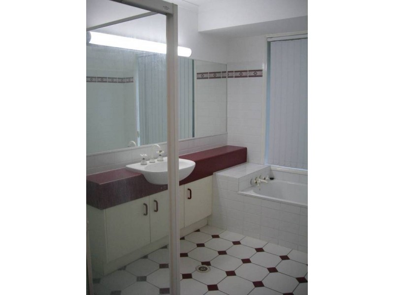 34 Bribie Pines Court, Buderim QLD 4556