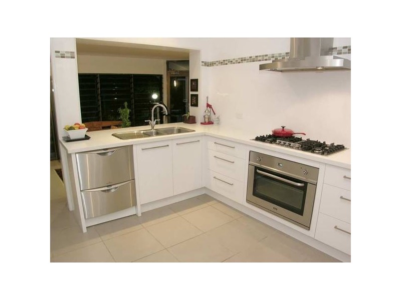 30 Tindale Ave, Buderim QLD 4556