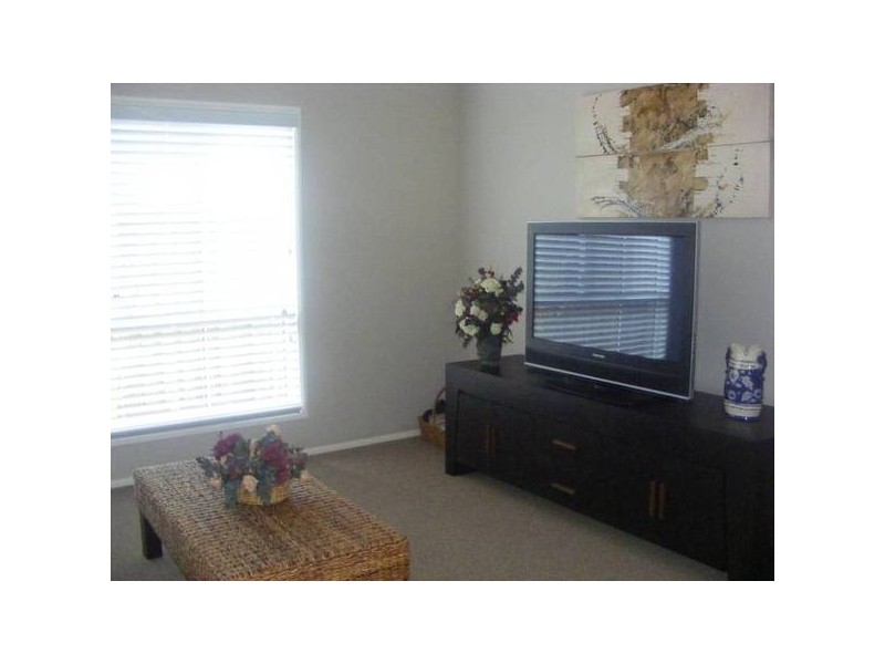 7 Crete Court, Kawana Island QLD 4575