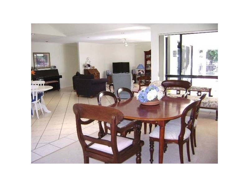 25 Hazeltine Court, Maroochydore QLD 4558