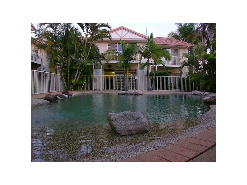 2/15 Fifth Avenue, Cotton Tree QLD 4558