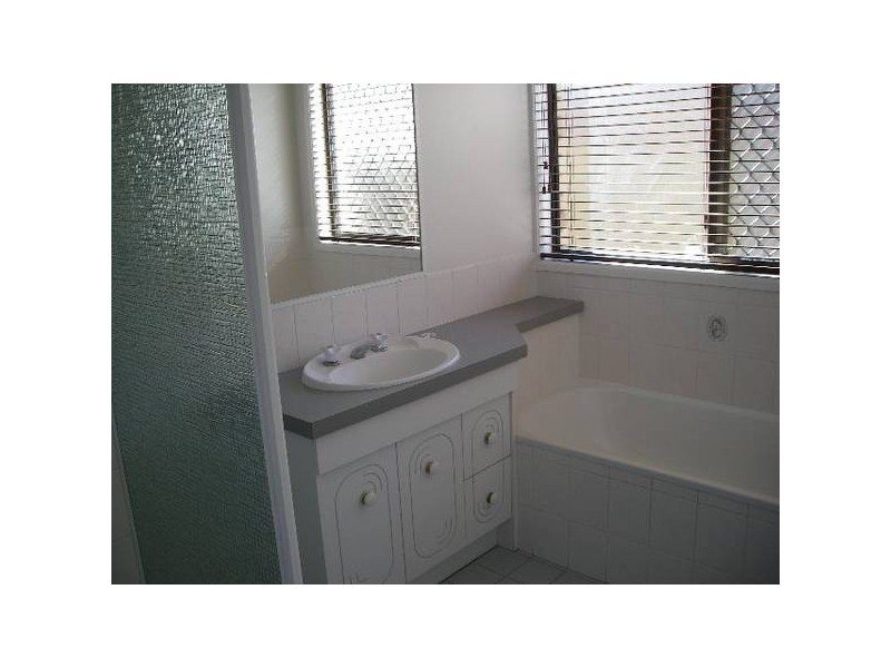 1/6 Yango Street, Pacific Paradise QLD 4564