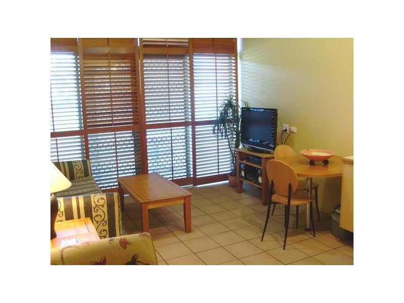 5/188 ‘Grand Palais’, Alexandra Parade, Alexandra Headland QLD 4572