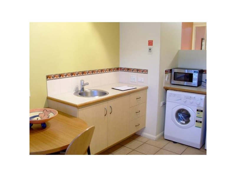 5/188 ‘Grand Palais’, Alexandra Parade, Alexandra Headland QLD 4572